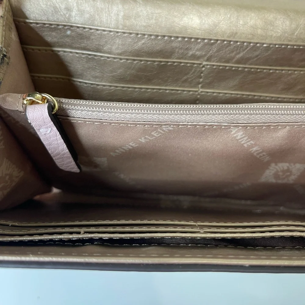 Anne Klein questions leave